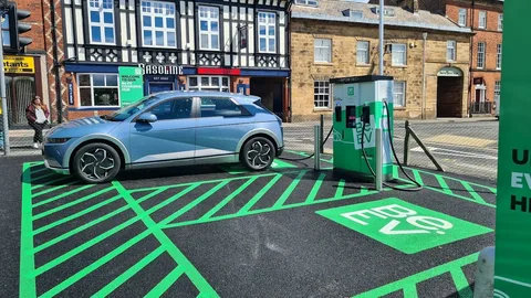 Ultra-Rapid Charging Hubs: BEV and West One