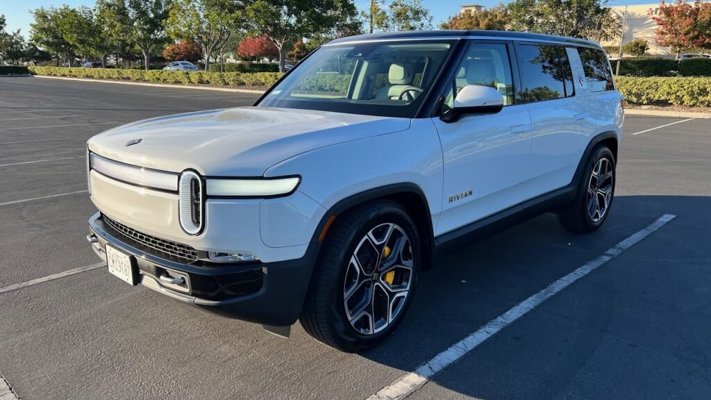 2023 Rivian R1S color and customization options