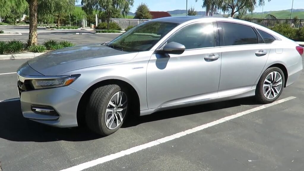 Pros and Cons of Hybrid Cars