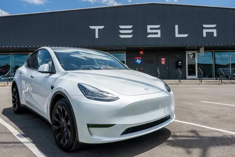 Tesla Model M pricing and affordability