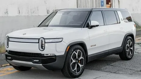2024 Rivian R1S Specs Range and Performance Details
