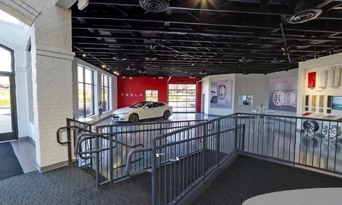 Tesla Service Center in Nashville