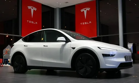 White Tesla Availability and Delivery